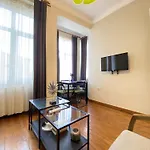 Charming Vintage 3br In The Heart Of Beyoglu Appartamento Provincia di Istanbul