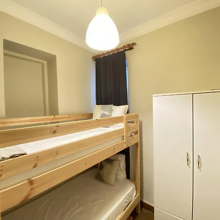 Charming Vintage 3br In The Heart Of Beyoglu *