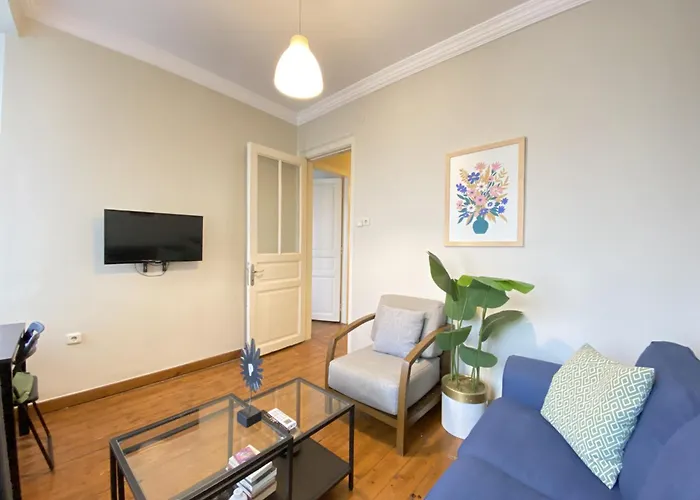 公寓 Charming Vintage 3br In The Heart Of Beyoglu 伊斯坦布尔
