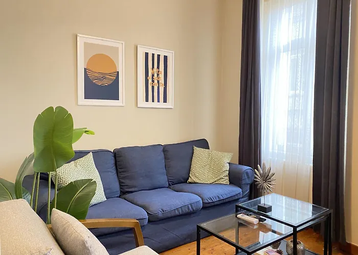 公寓 Charming Vintage 3Br In The Heart Of Beyoglu *